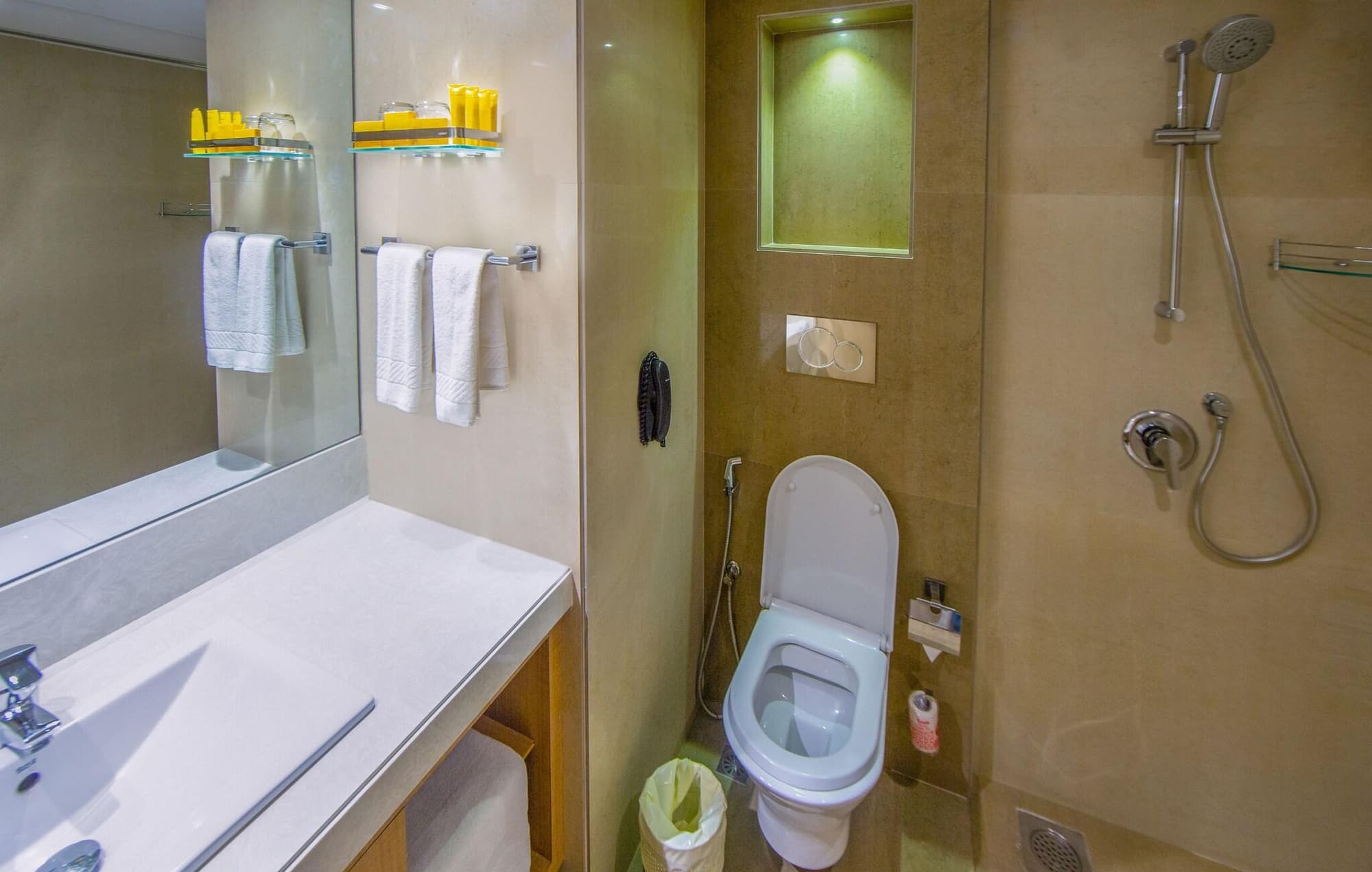 Bawa International, Room