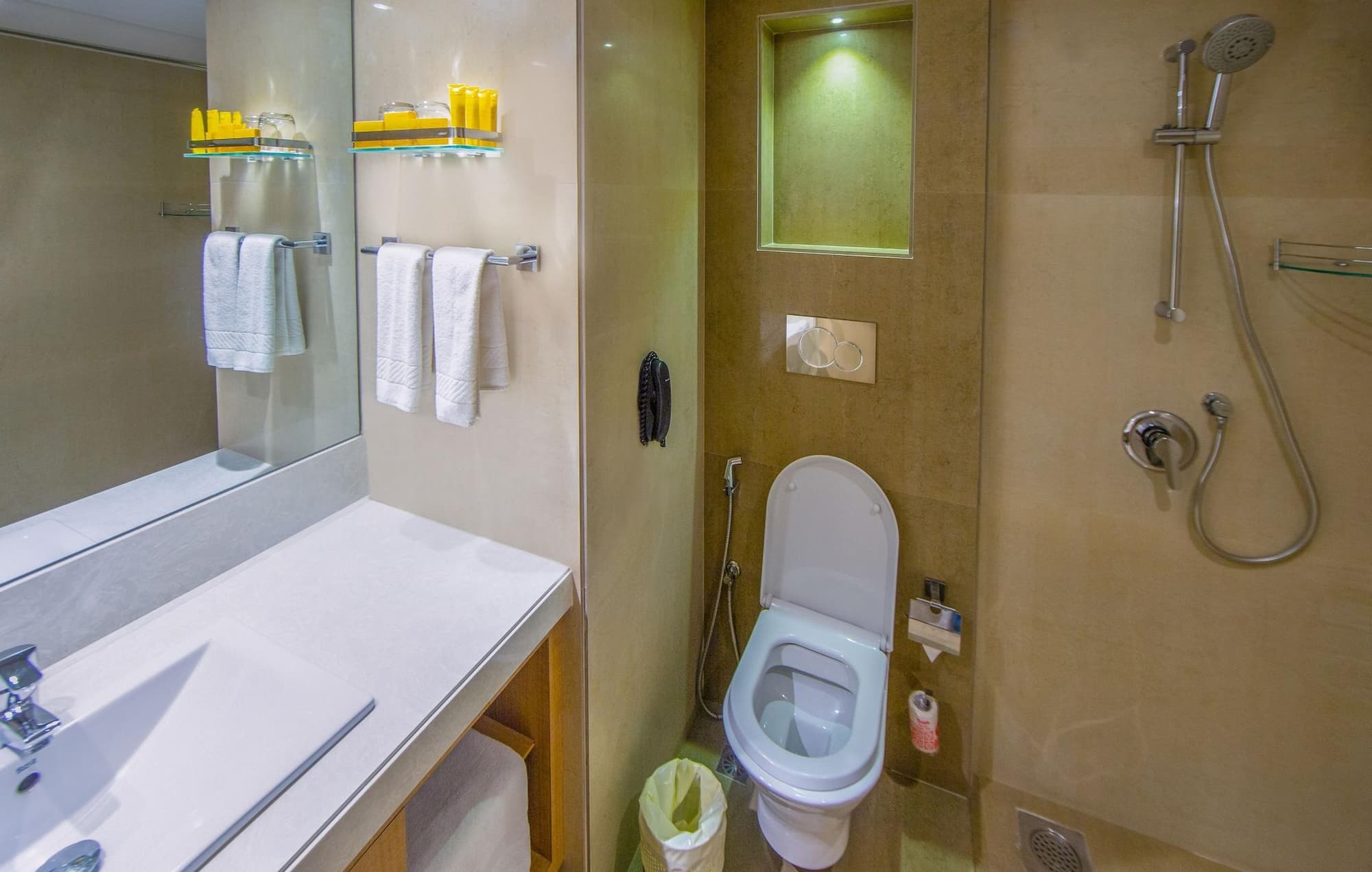 Bawa International, Room