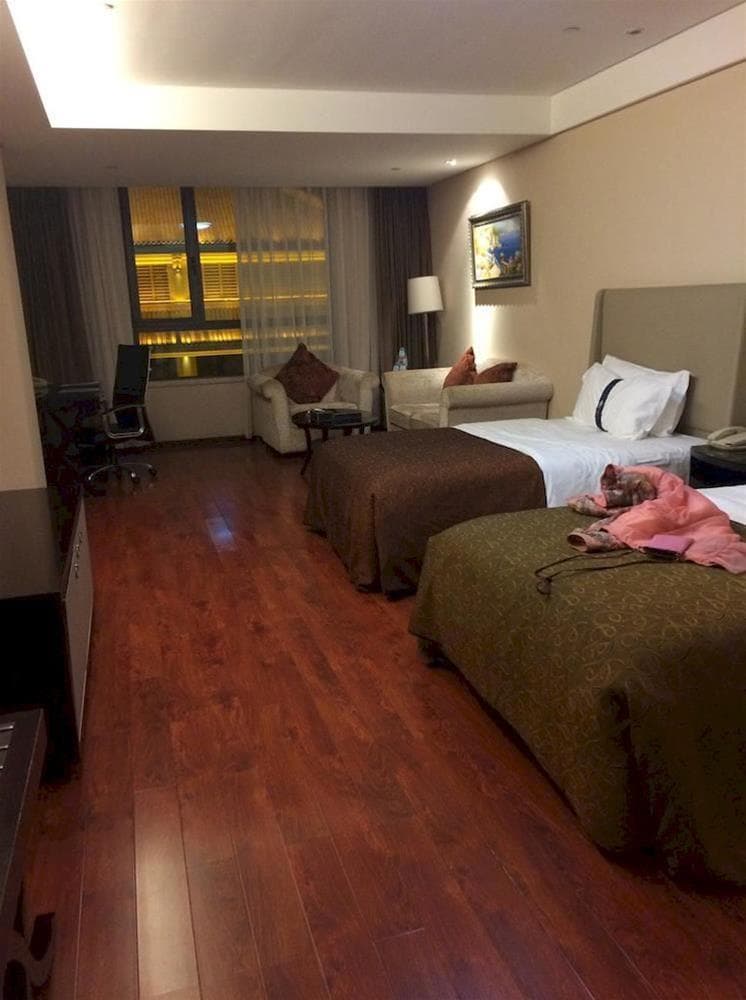 Hua Bin International, General view