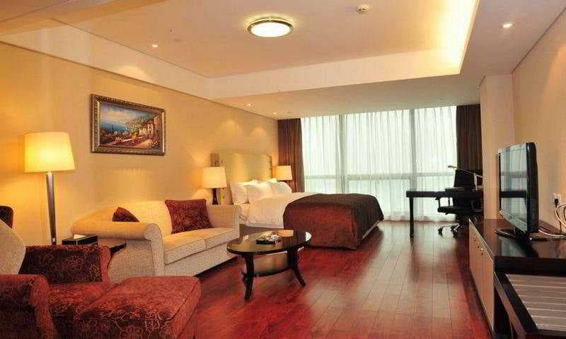 Hua Bin International, Room