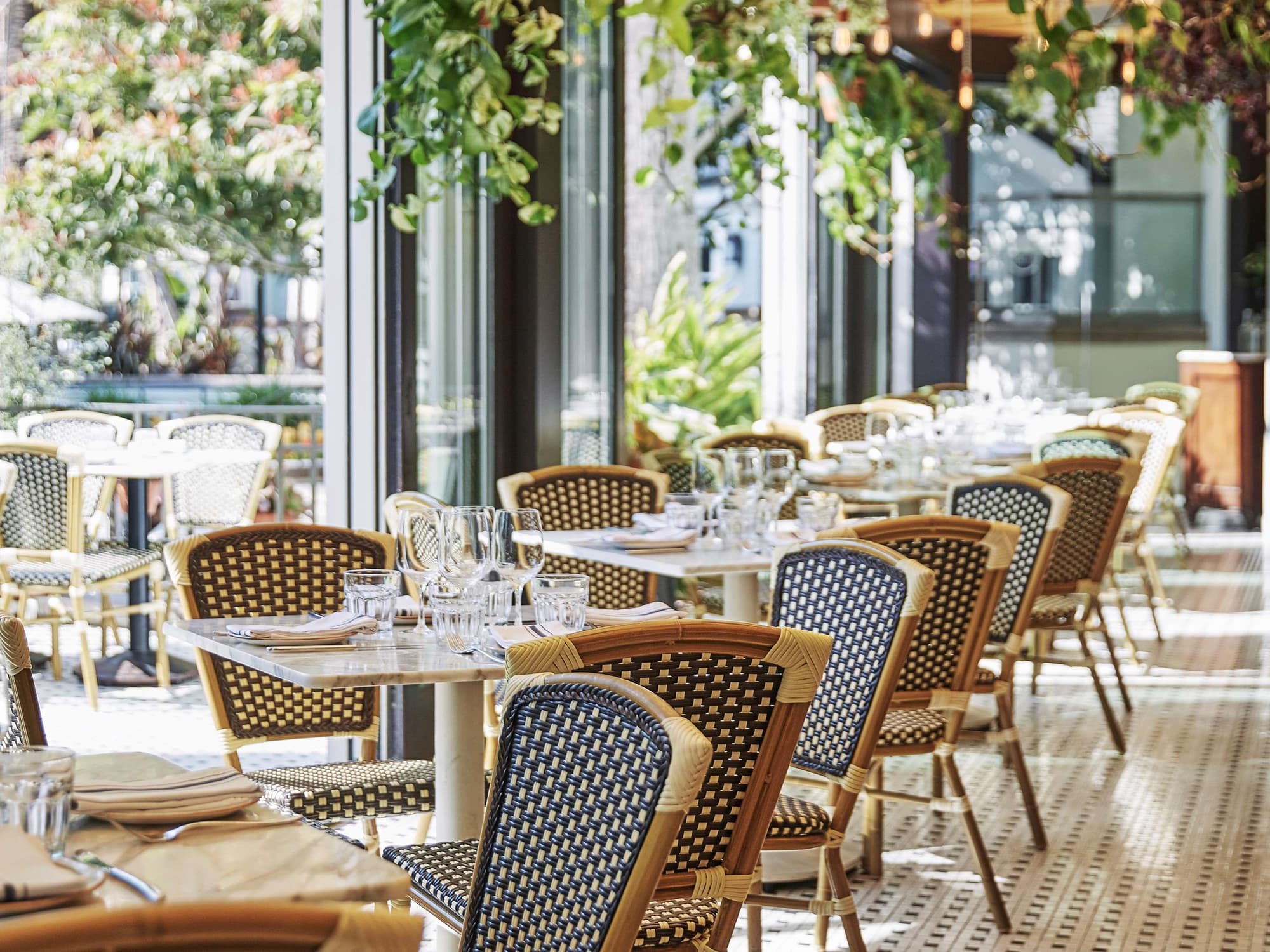 Fairmont Miramar Hotel & Bungalows, Restaurant