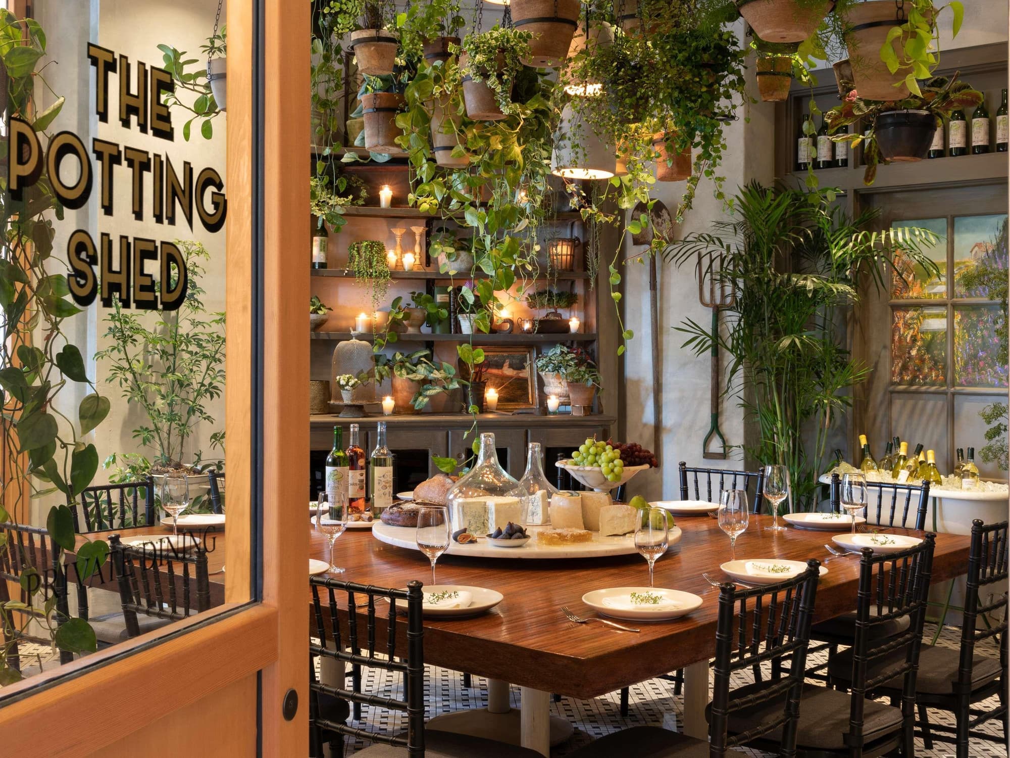 Fairmont Miramar Hotel & Bungalows, Restaurant