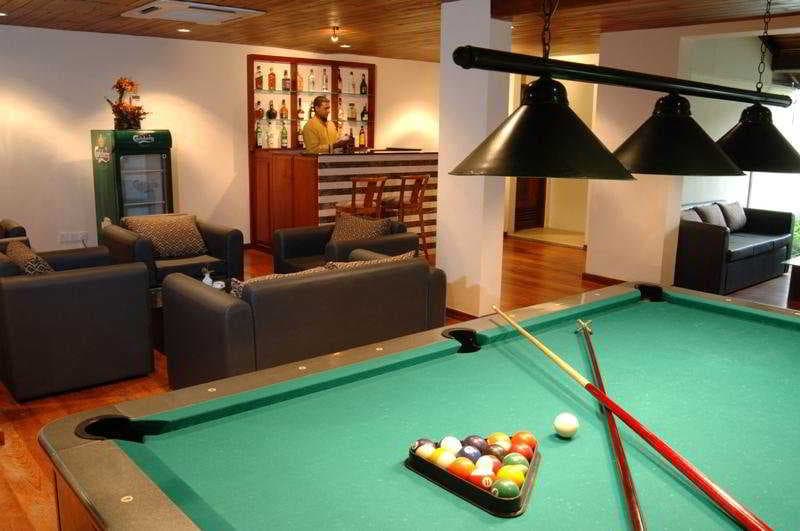 Hibiscus Beach Hotel Kalutara, Bar