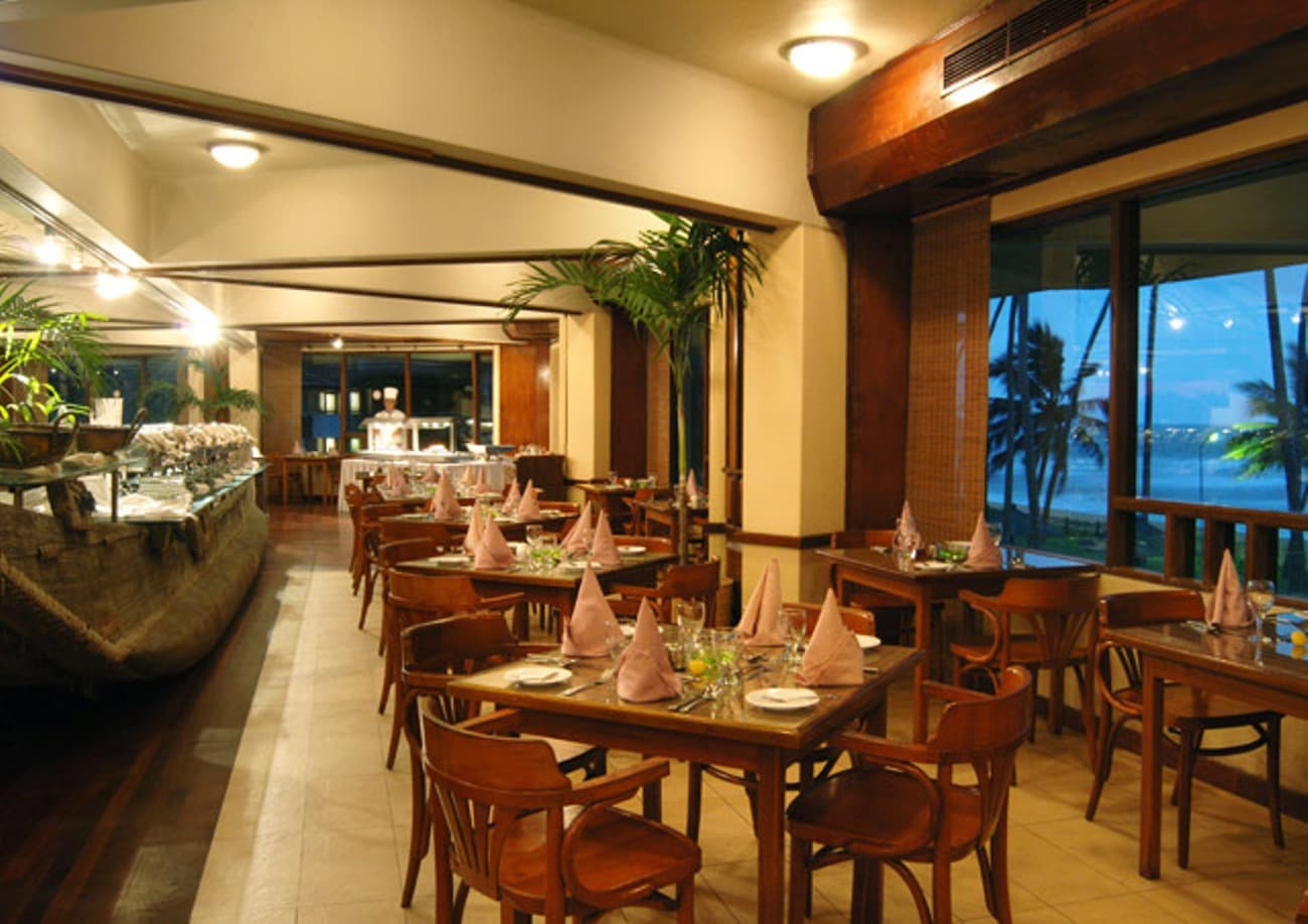 Hibiscus Beach Hotel Kalutara, Restaurant