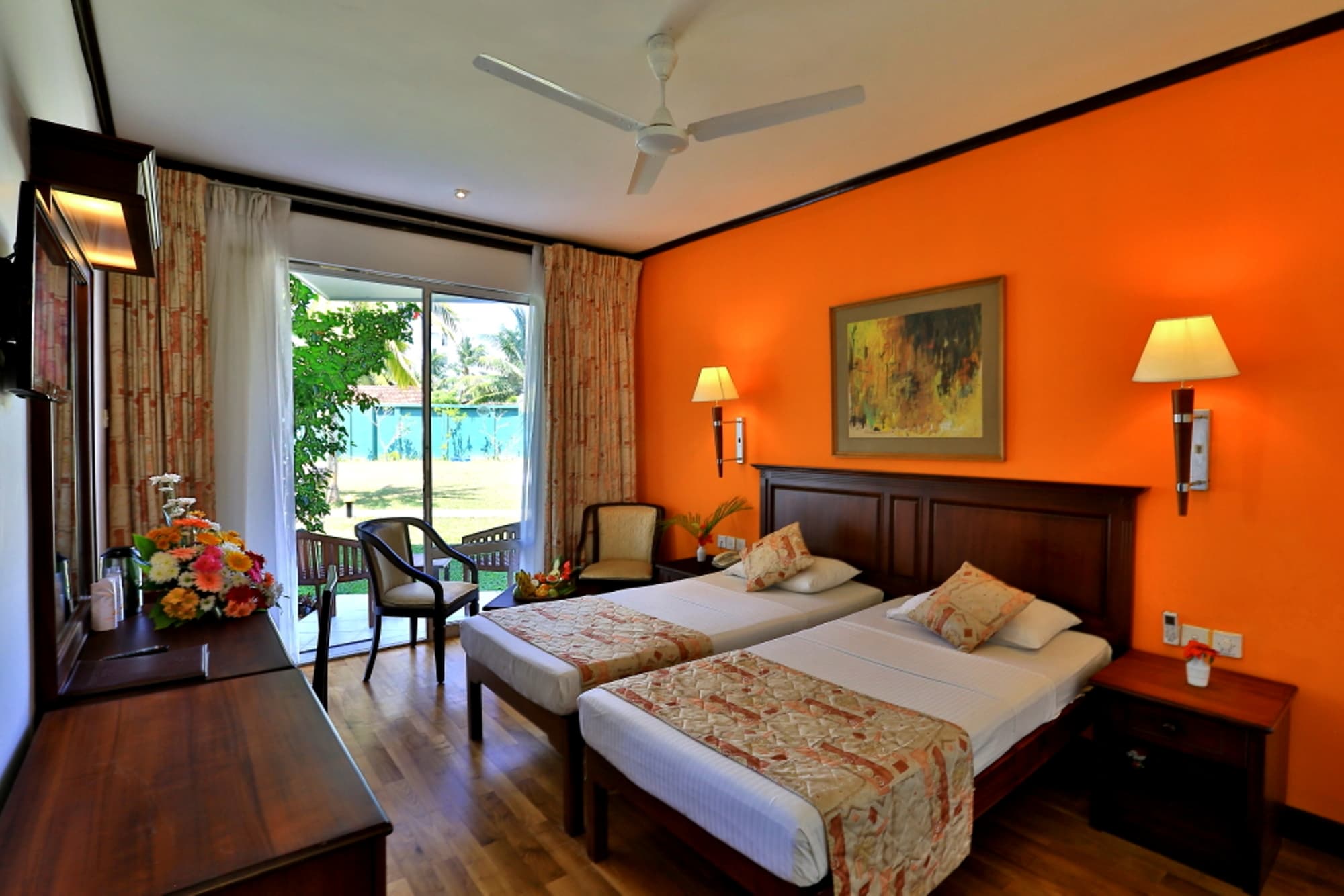 Hibiscus Beach Hotel Kalutara, Room