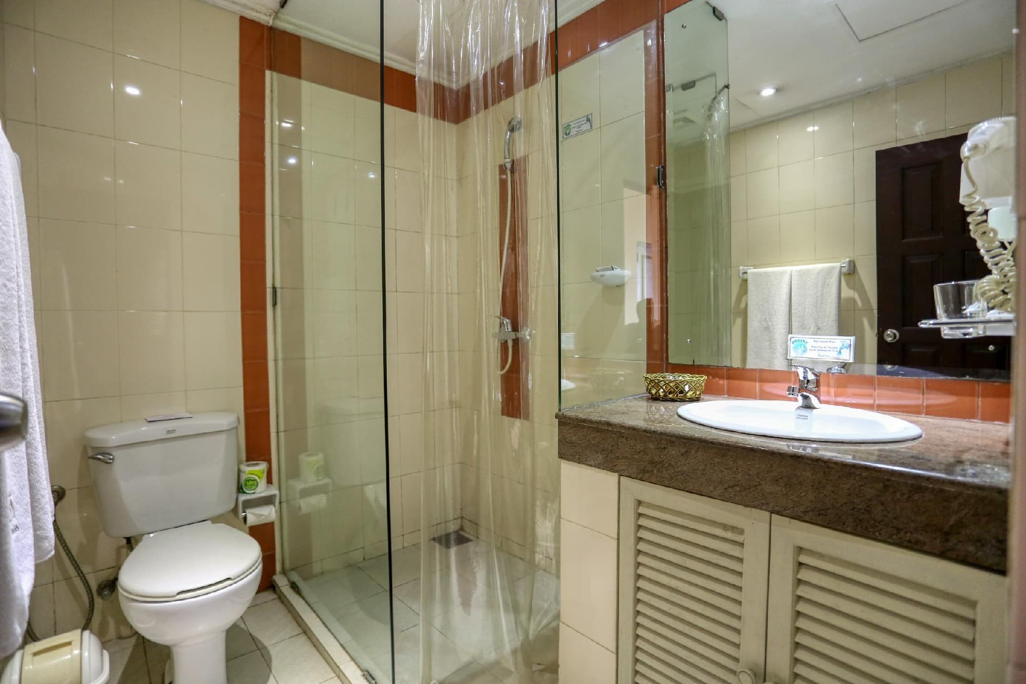 Colombo City Hotel, Room