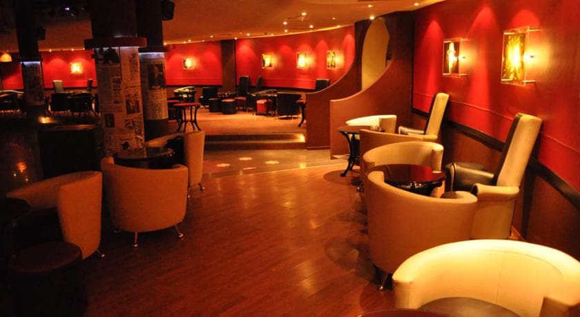 Grand Hotel Europe, Bar