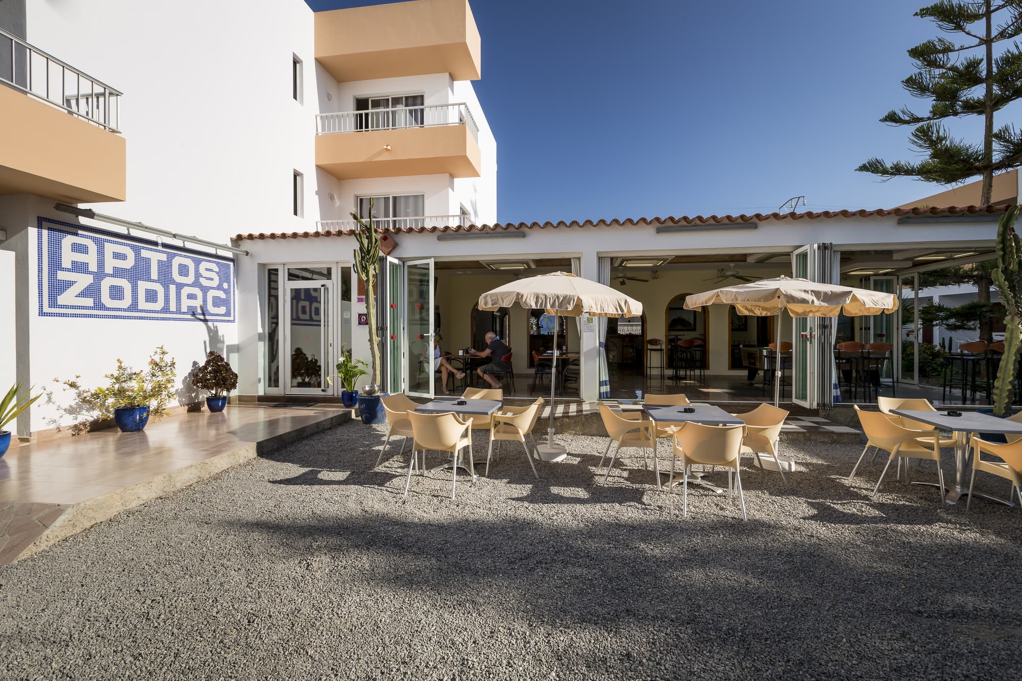 Zodiac Apartamentos, Lobby