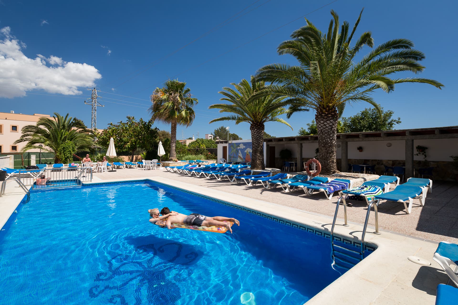 Zodiac Apartamentos, Pool