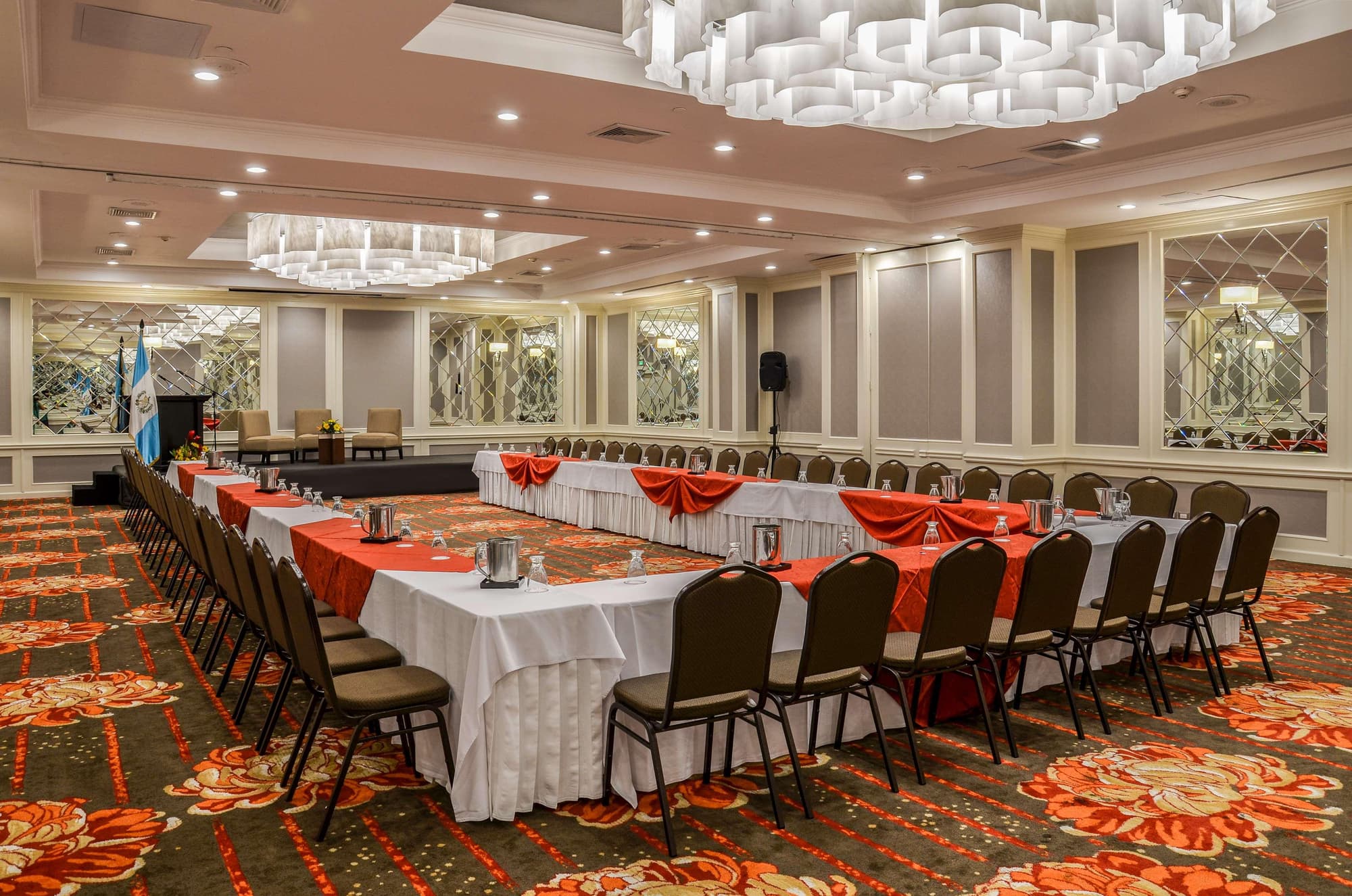 Hilton Garden Inn Guatemala City, General view