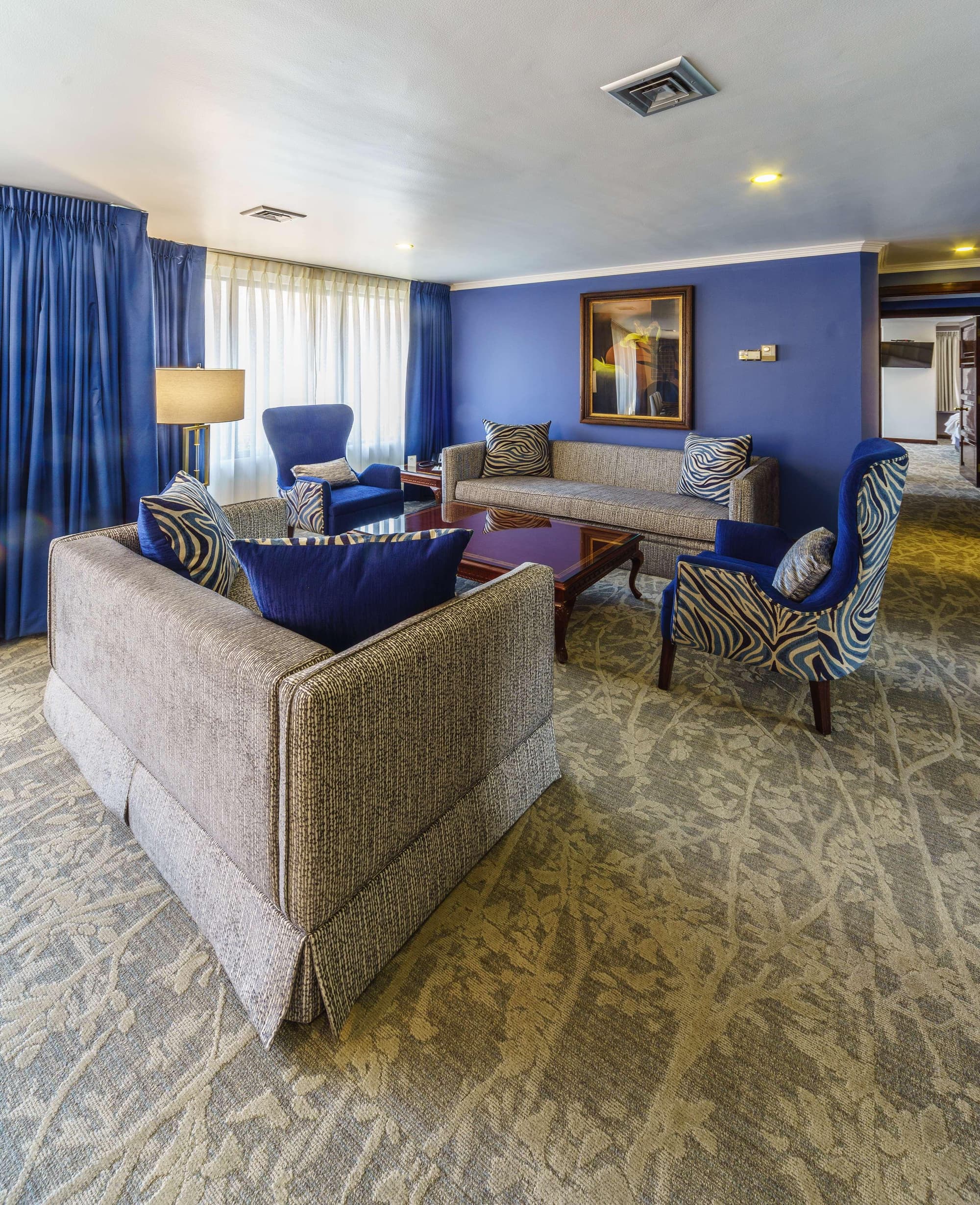 Ritz Apart Hotel, Room