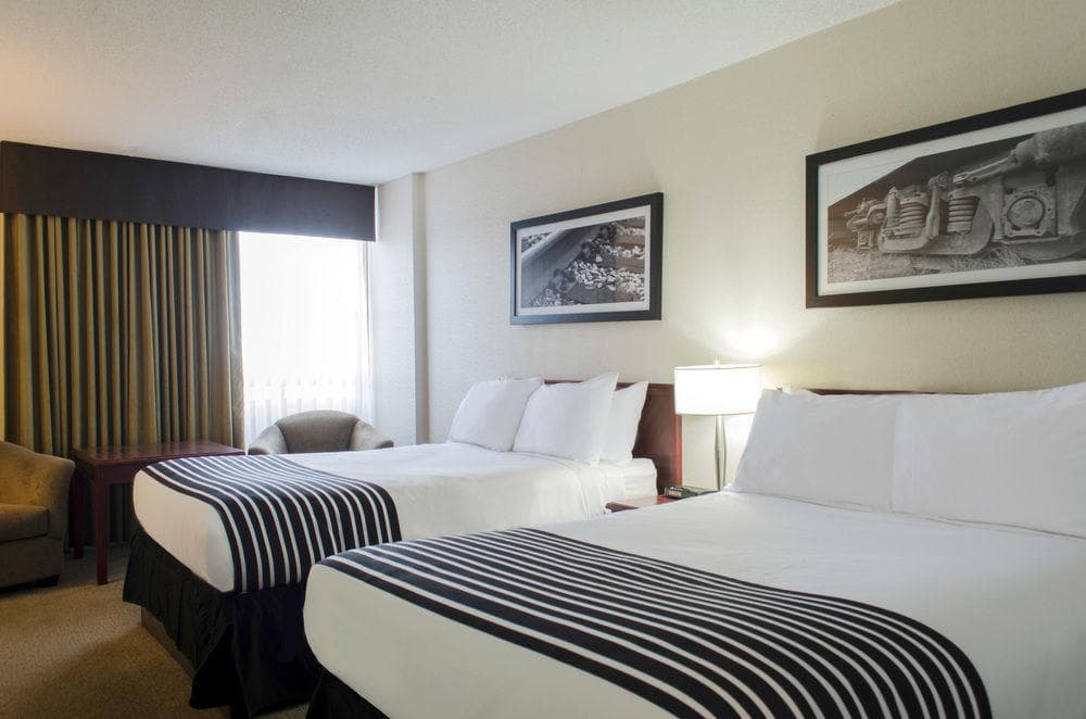 Sandman Hotel Lethbridge, General view