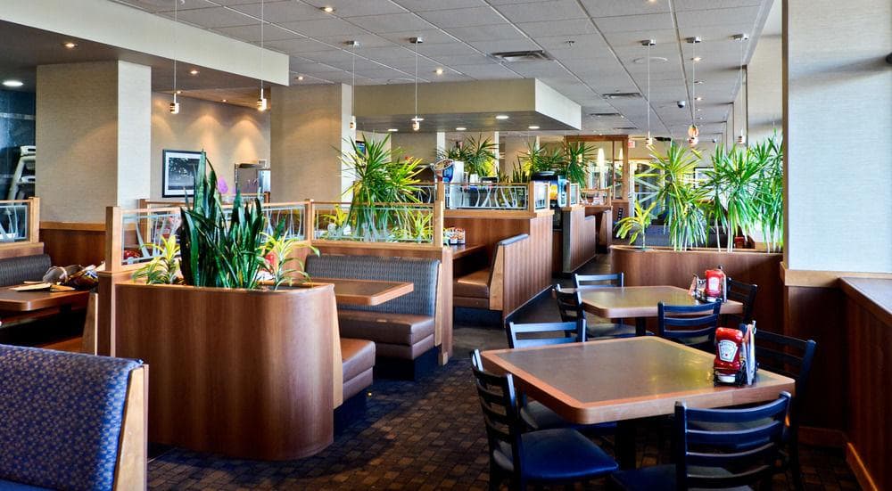 Sandman Hotel Lethbridge, General view