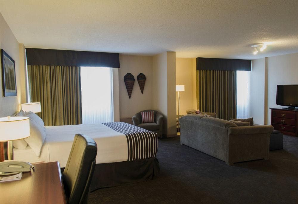 Sandman Hotel Lethbridge, General view