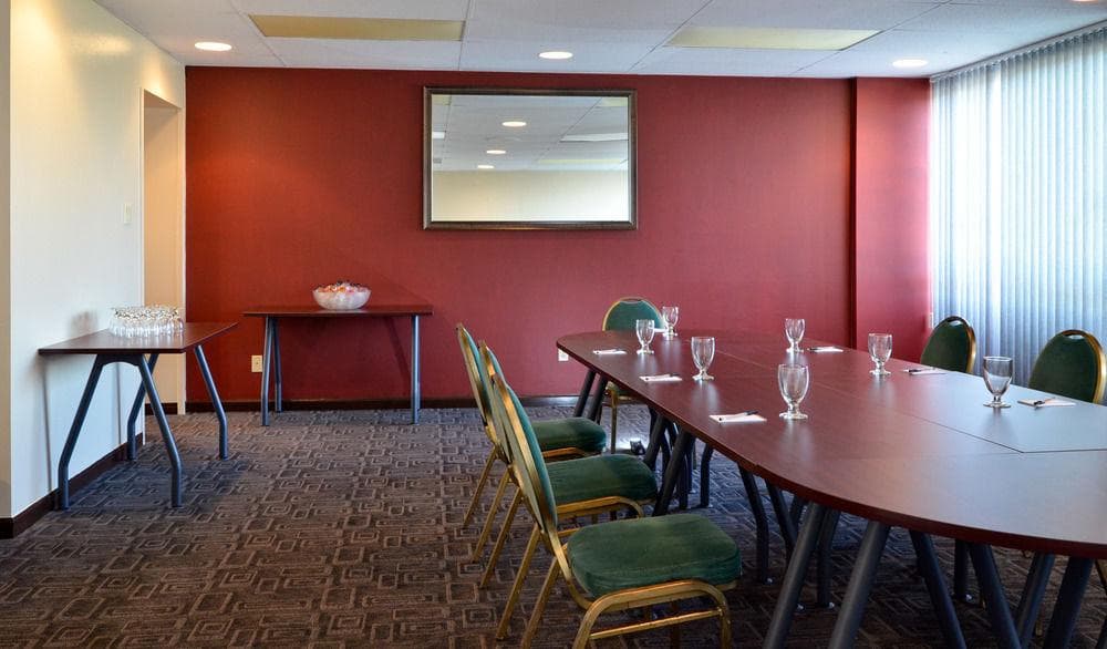 Sandman Hotel Lethbridge, General view