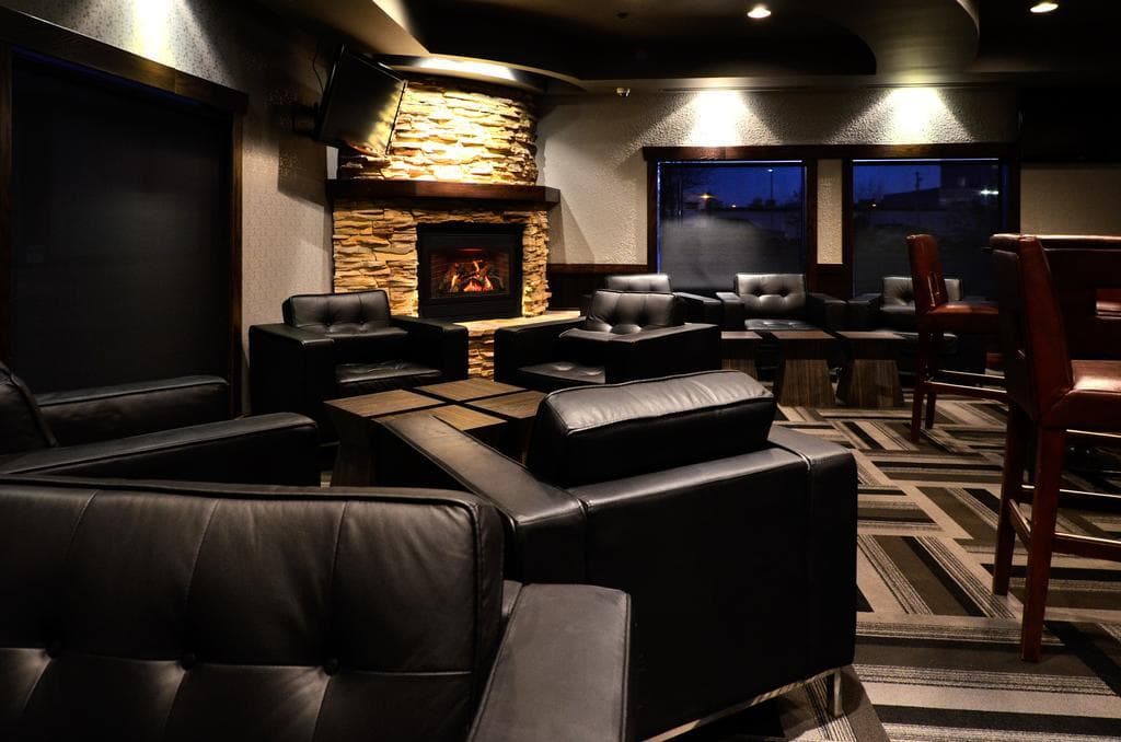 Sandman Hotel Grande Prairie, General view