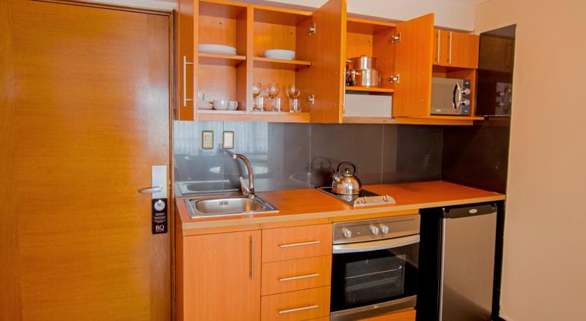 RQ Providencia, Restaurant