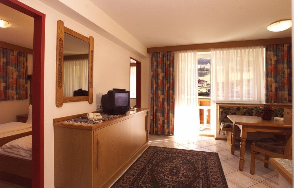 Hotel Toni, General view