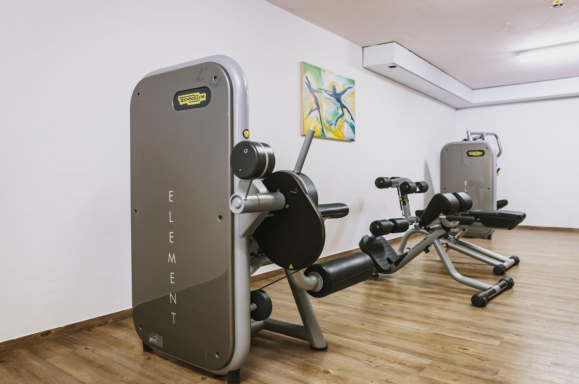 Hotel Toni, Sports and Entertainment