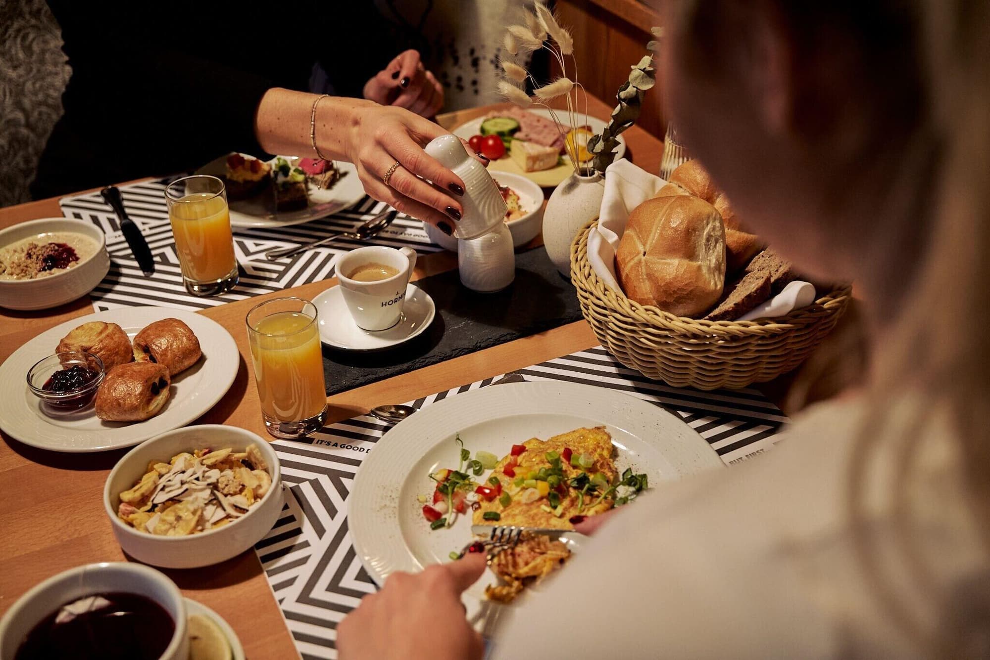 Hotel Toni, Restaurant