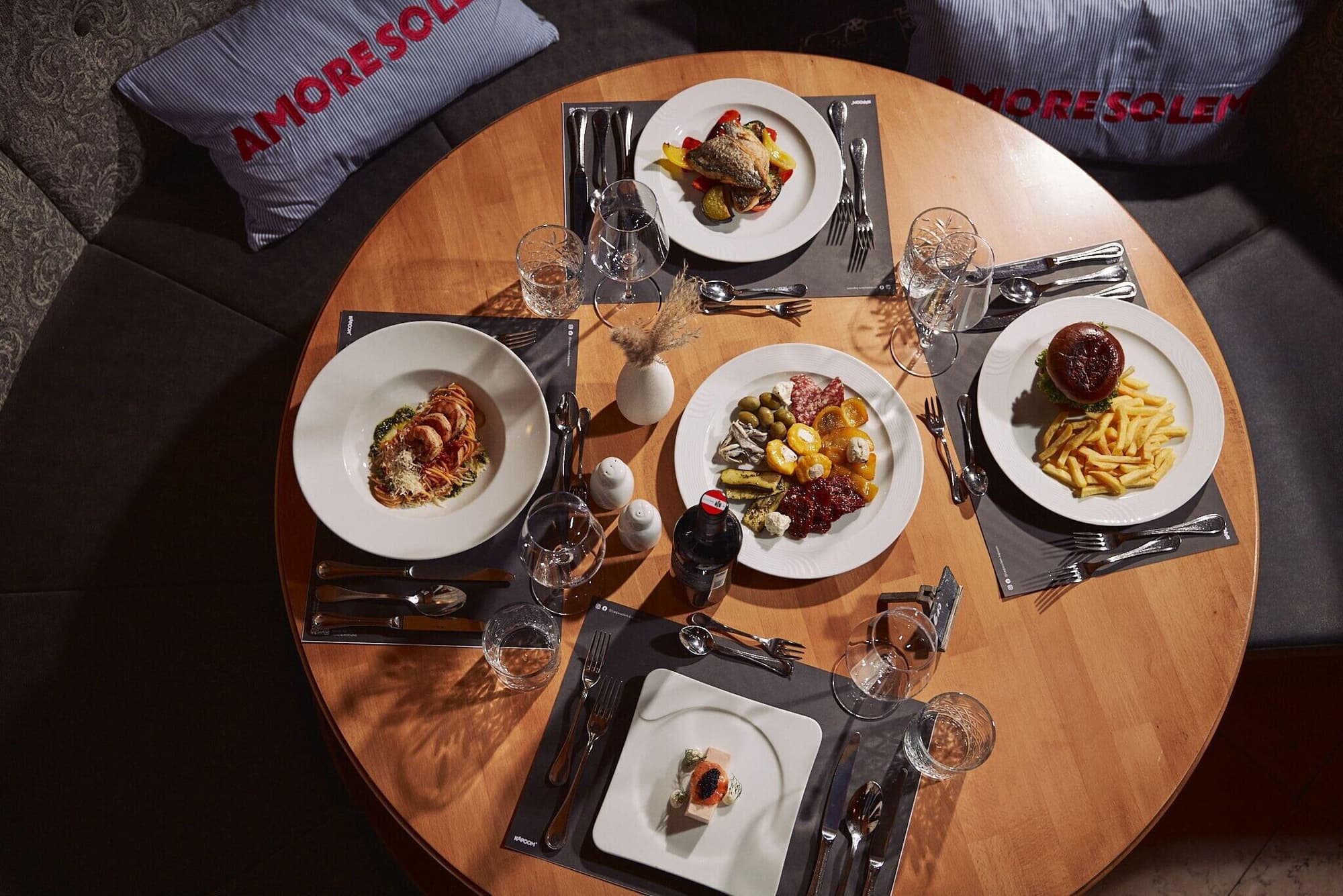 Hotel Toni, Restaurant