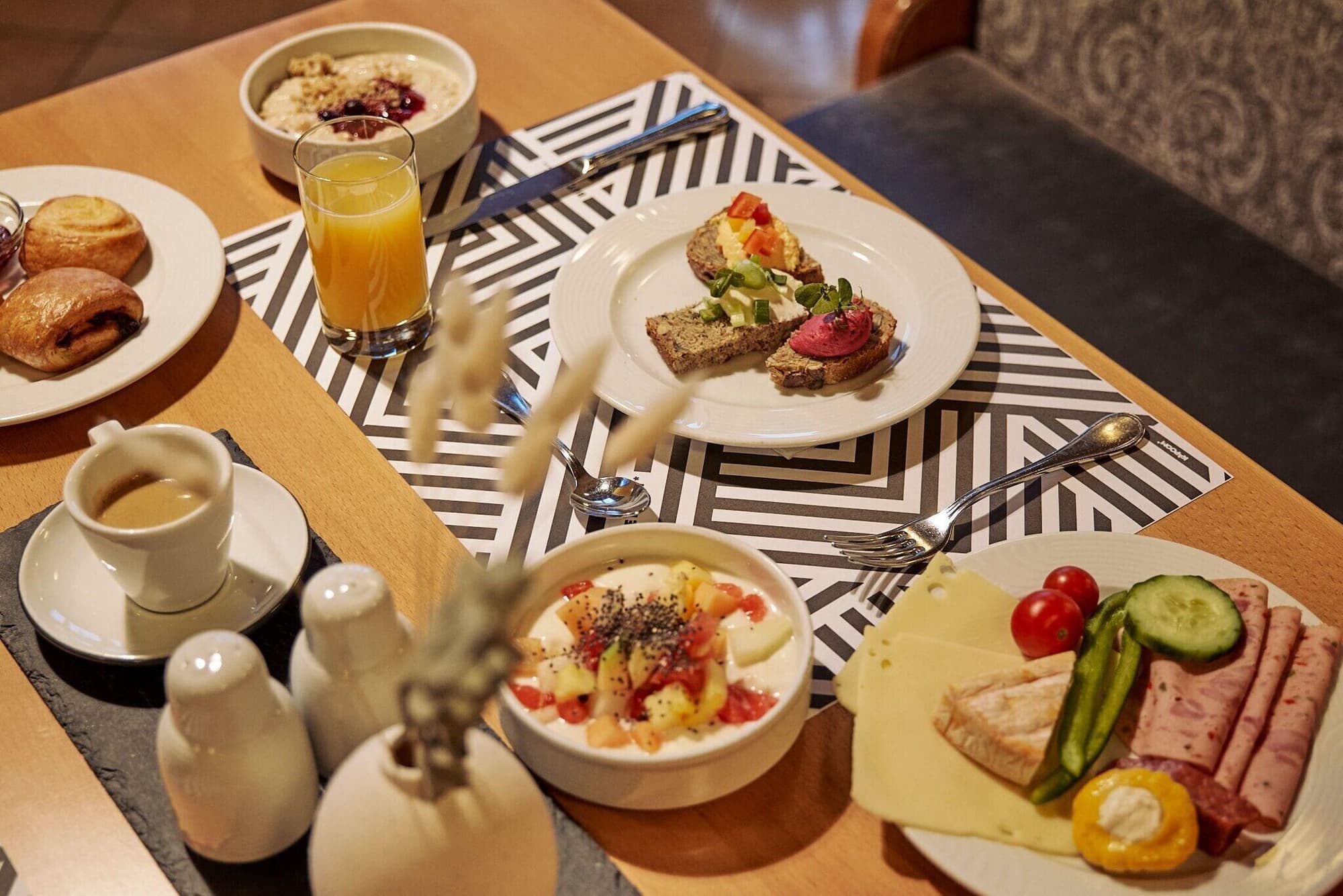 Hotel Toni, Restaurant