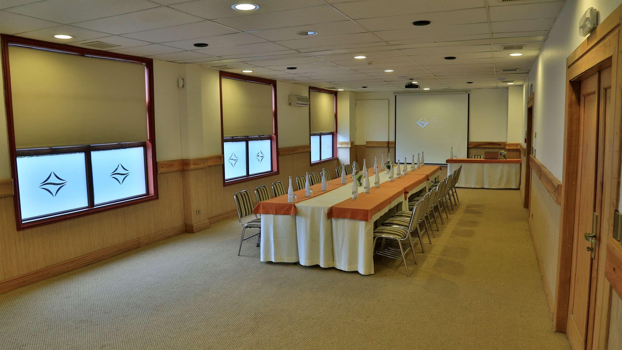 Hotel Cabaña Del Lago Puerto Varas, Lobby