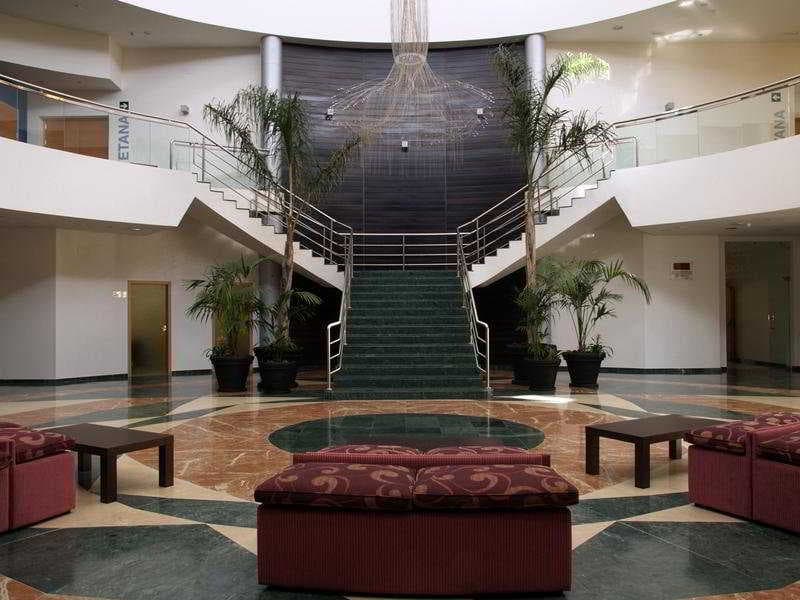 Acosta Centro, Lobby