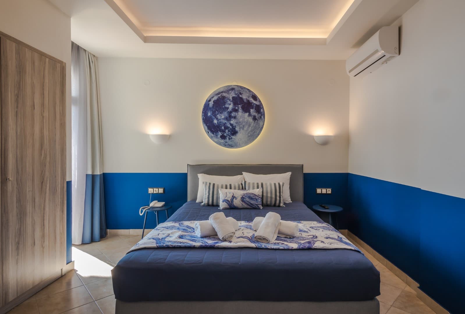 Asteris Village, Room