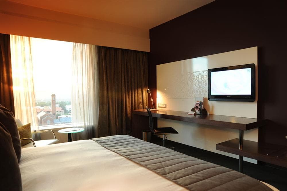 Southern Sun Rosebank, Room