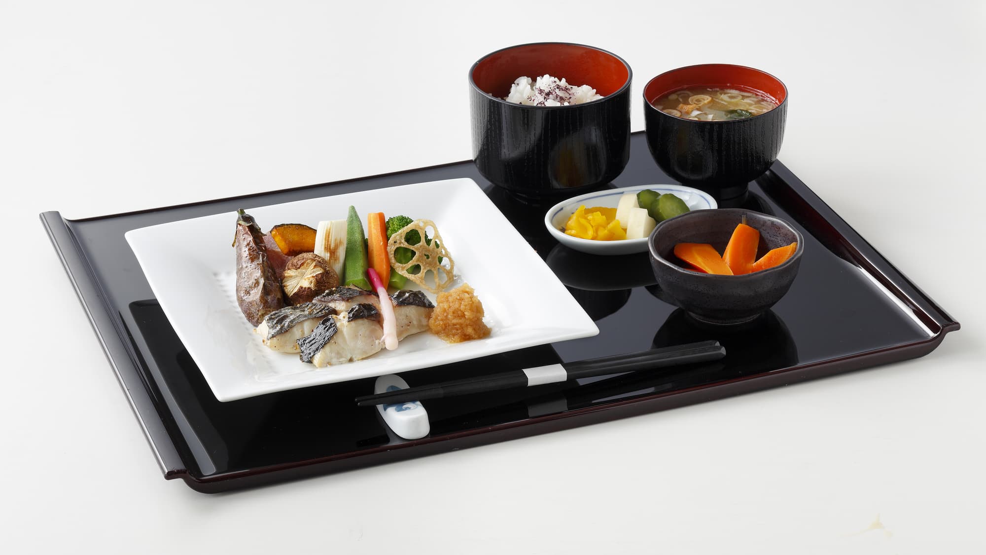 Tokyo Toranomon Tokyu REI Hotel, Restaurant