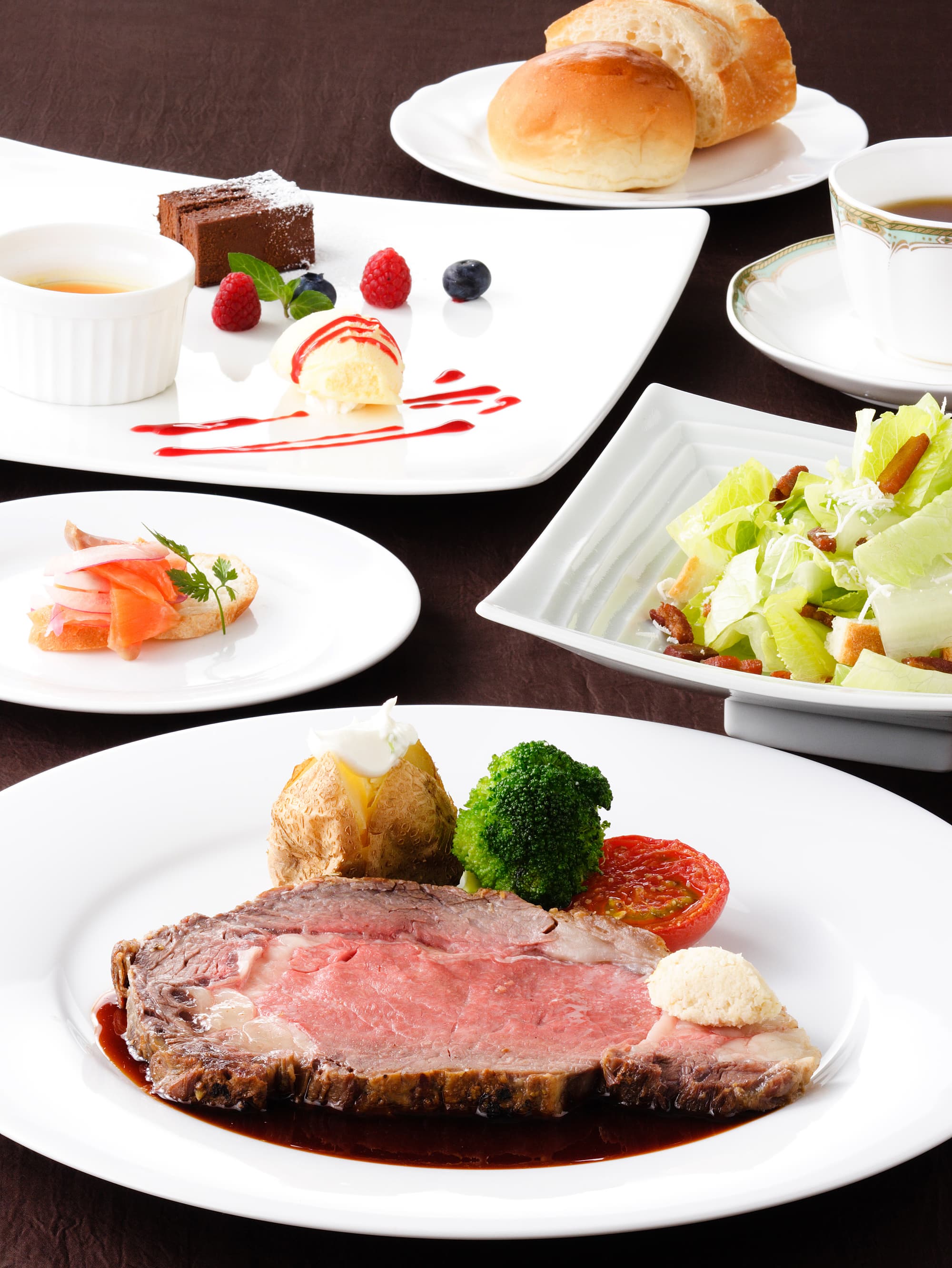 Tokyo Toranomon Tokyu REI Hotel, Restaurant