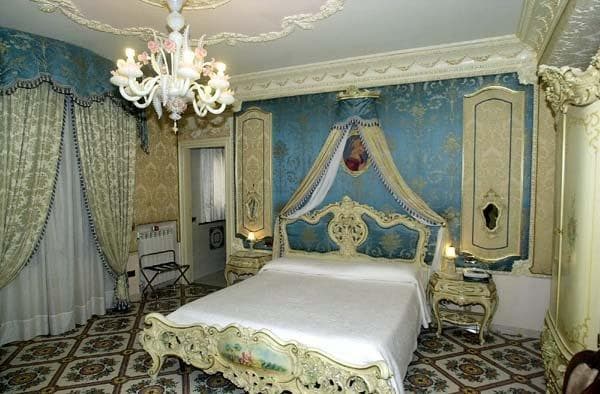 Grand Hotel La Sonrisa, General view