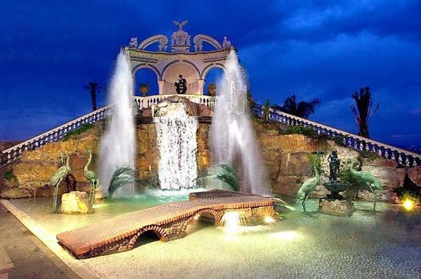 Grand Hotel La Sonrisa, General view