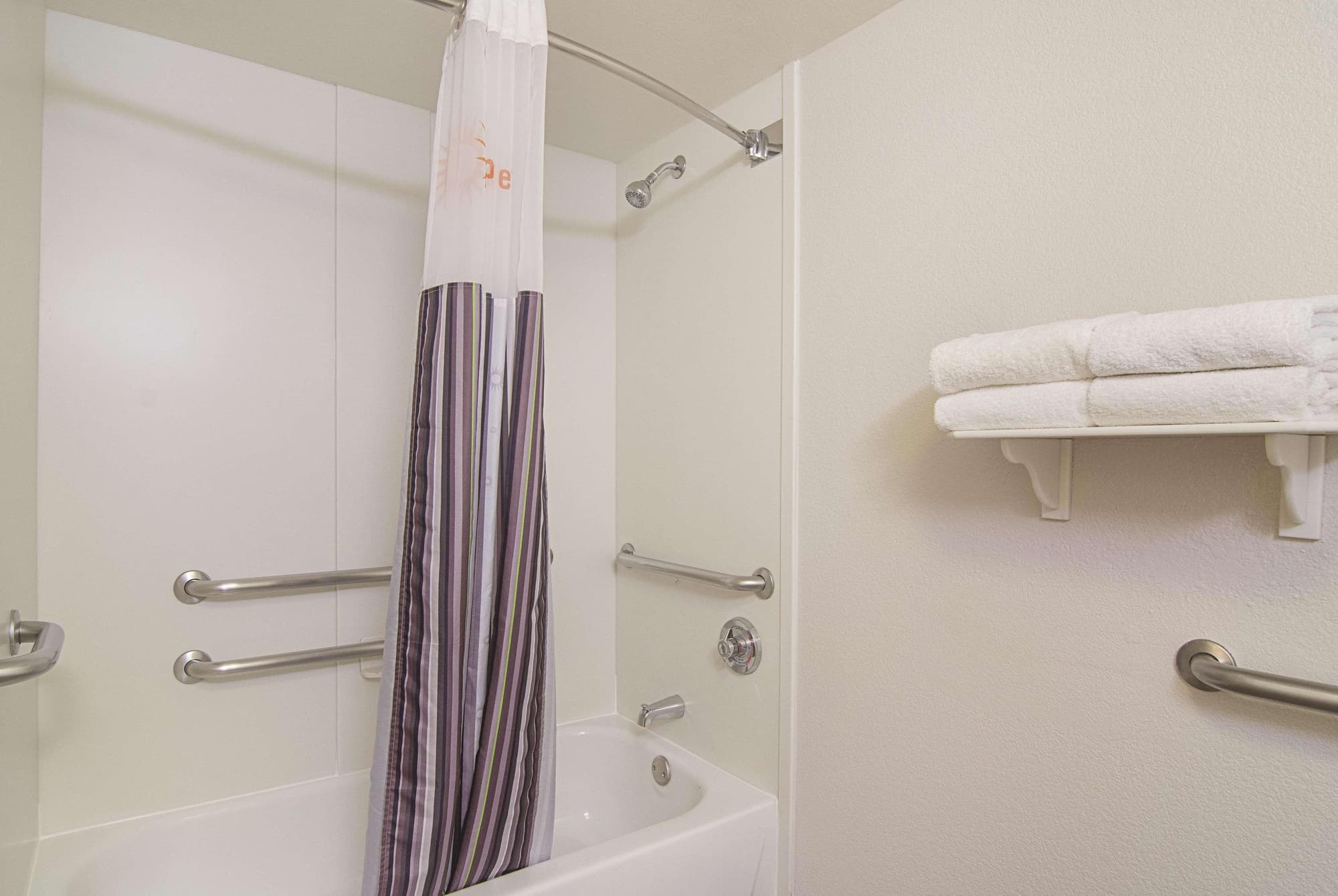 La Quinta Inn &Suites by Wyndham Phoenix Mesa West, Room