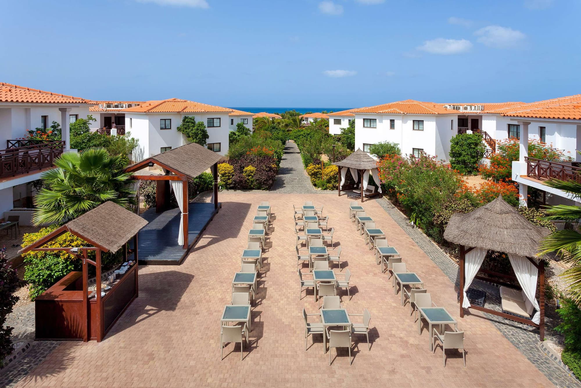 Melia Tortuga Beach Resort and Spa, General view