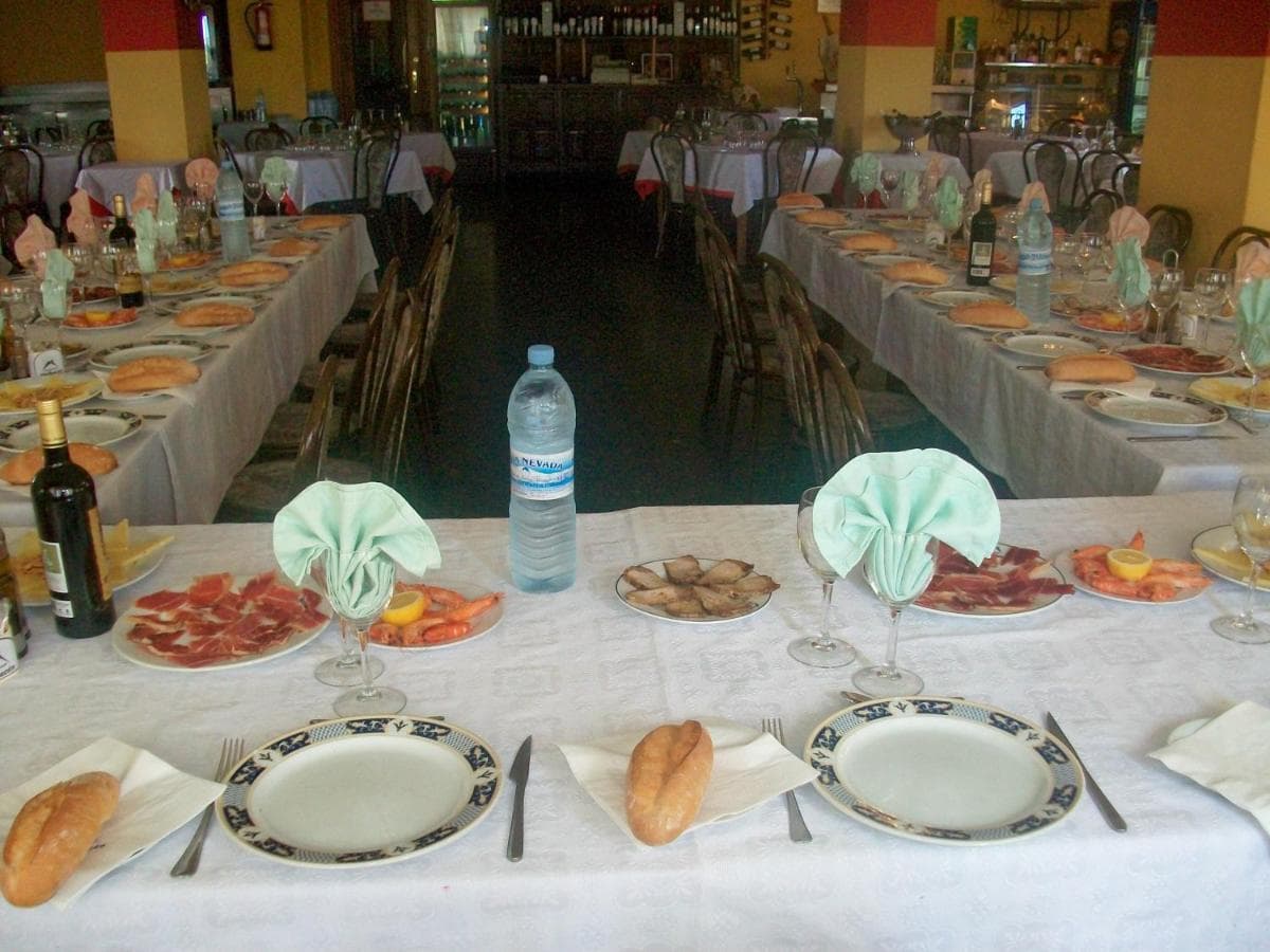 Mulhacen, Restaurant