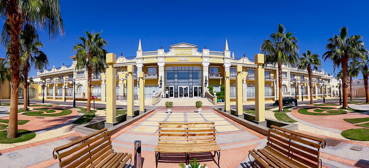 IL Mercato Hotel and Spa, General view