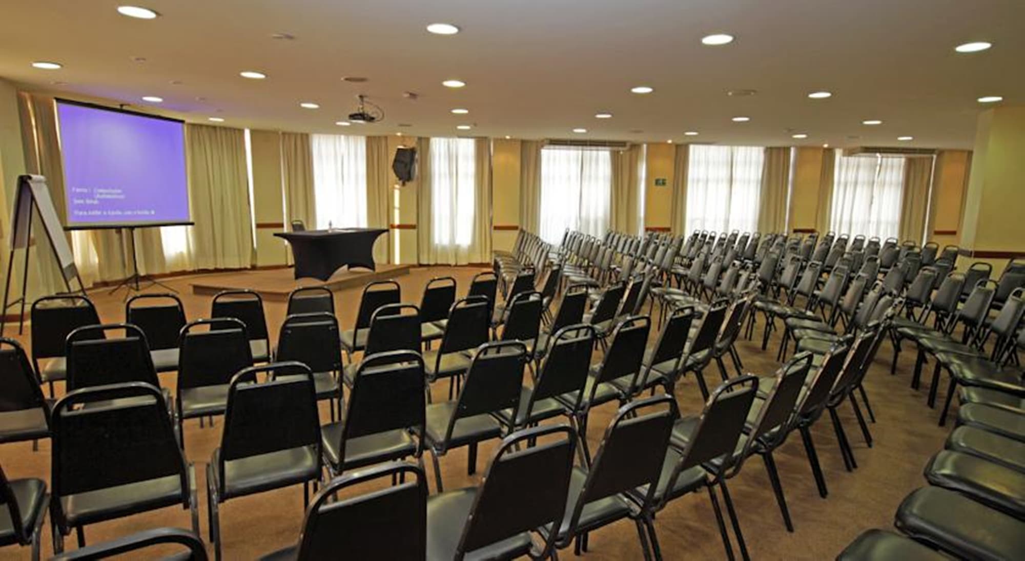 San Raphael, Conferences