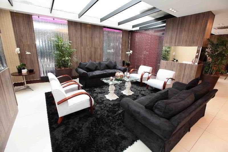 Summit Hotel Monaco, Lobby