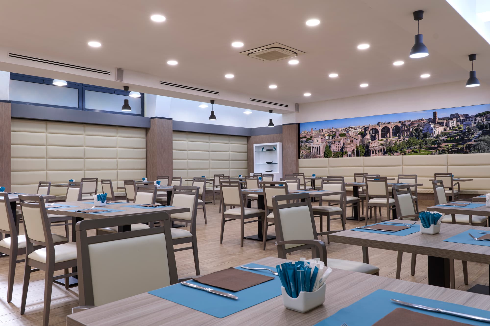 Occidental Aurelia, Restaurant