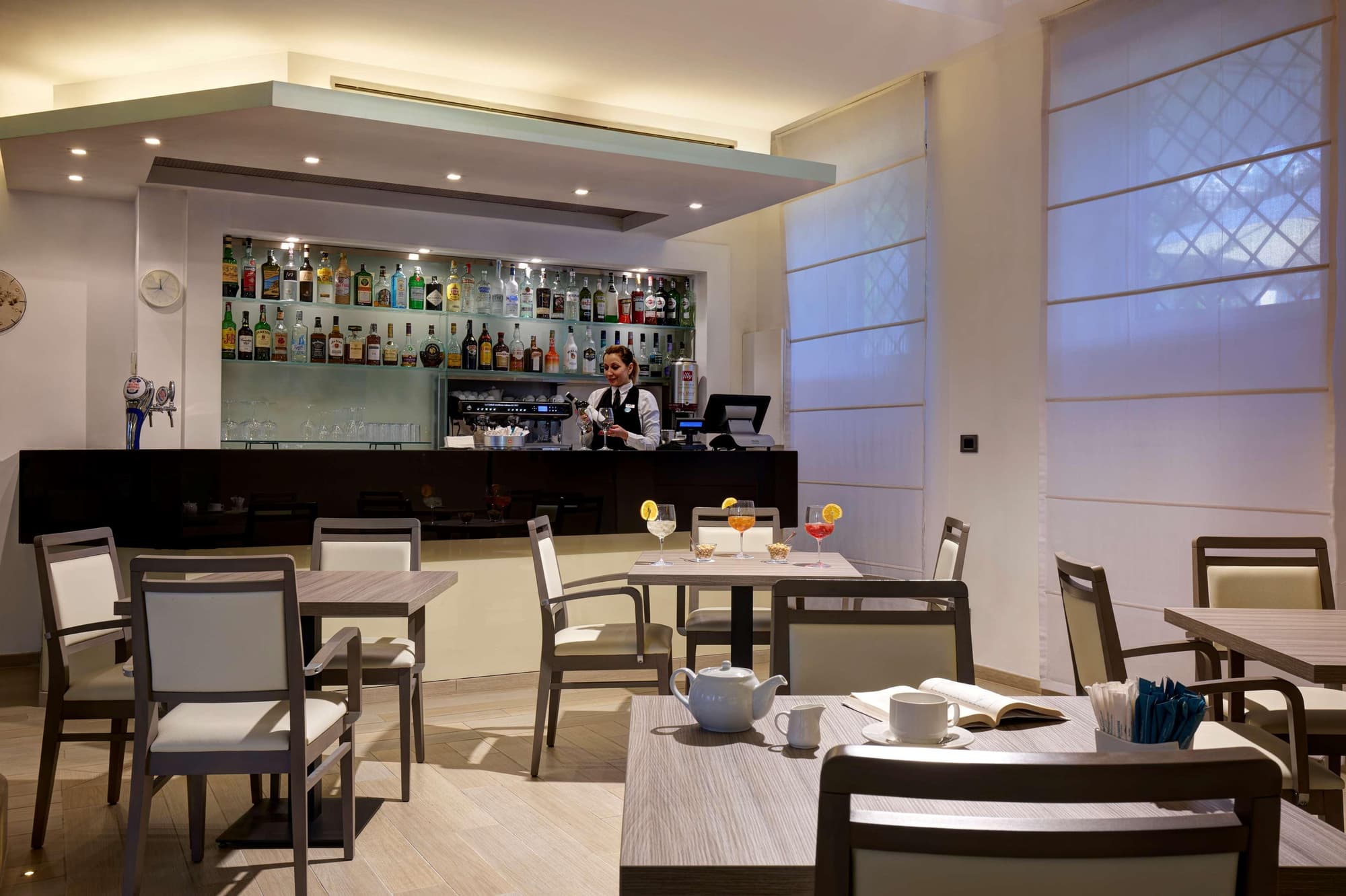 Occidental Aurelia, Restaurant