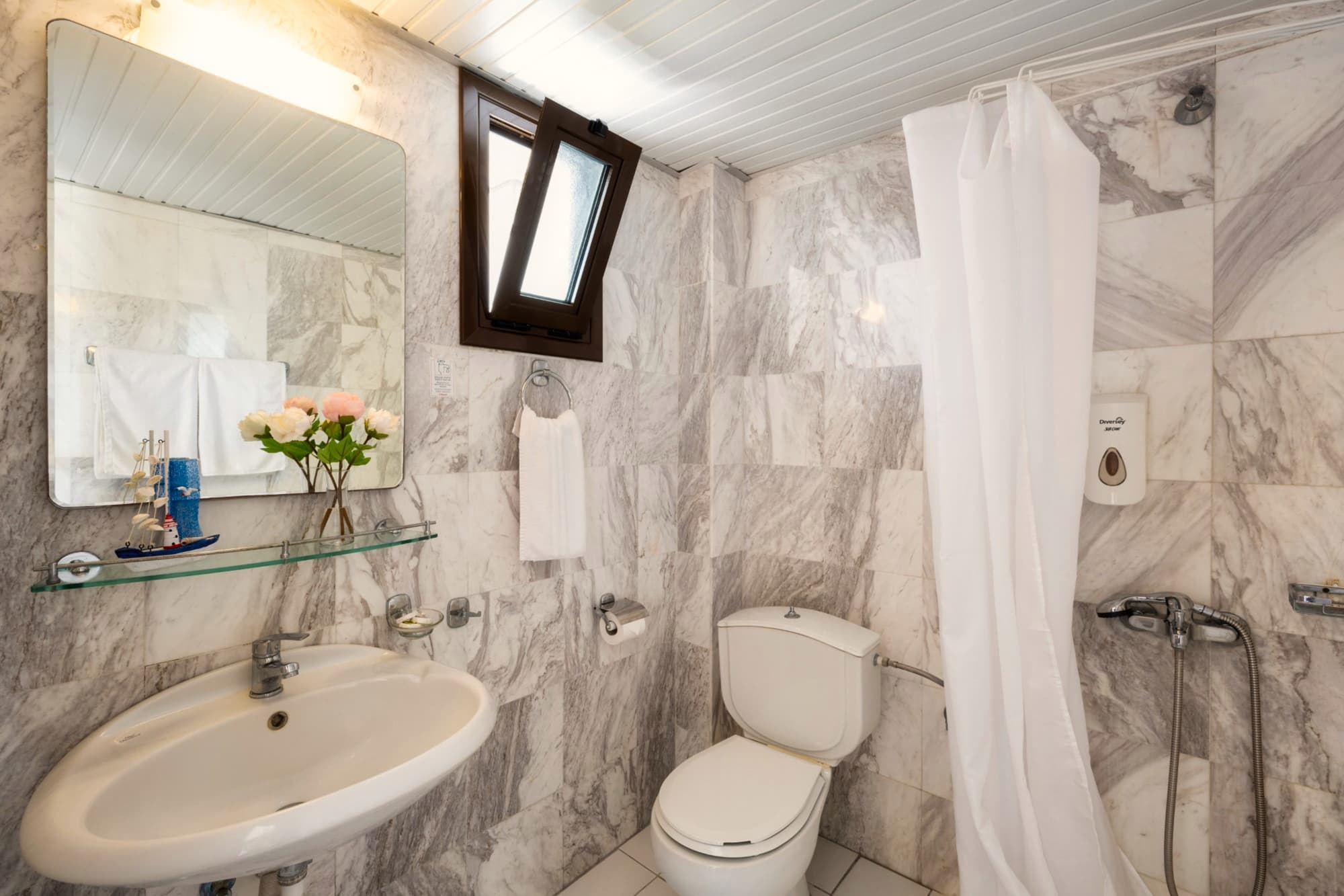 Chrousso Village, Room