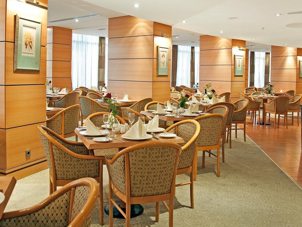 Hotel Prestige, General view