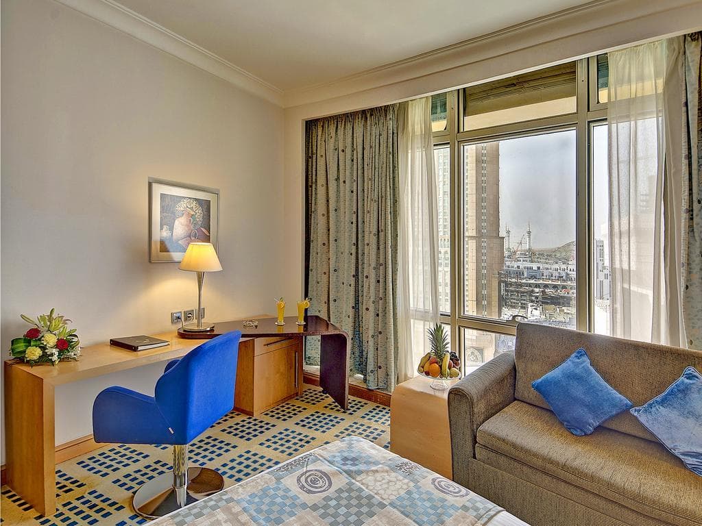 Hotel Prestige, Room