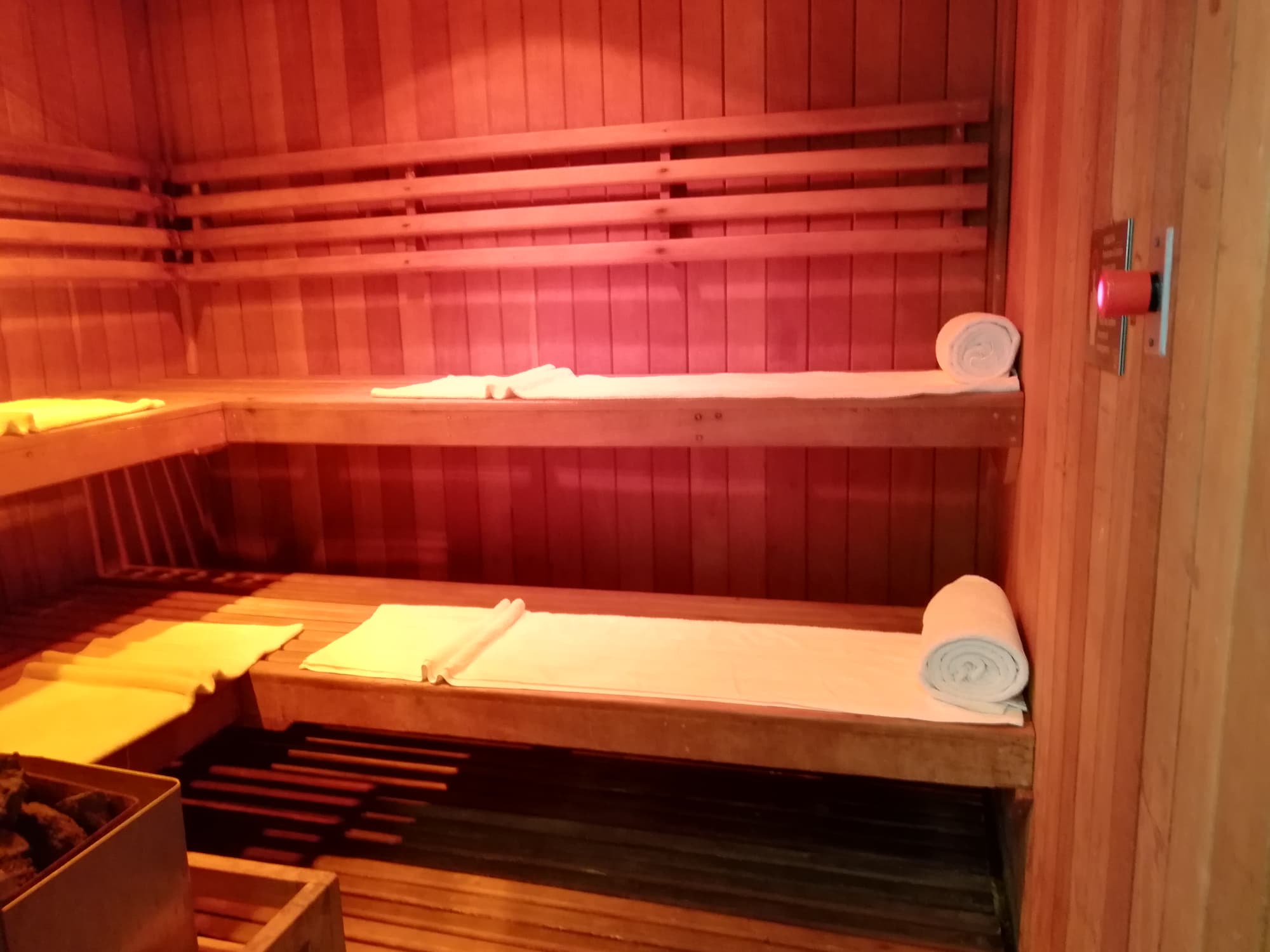 The Fives Beach Hotel & Residences, Sports and Entertainment