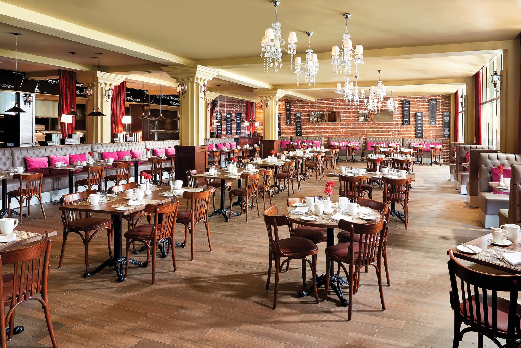 The Fives Beach Hotel & Residences, Restaurant