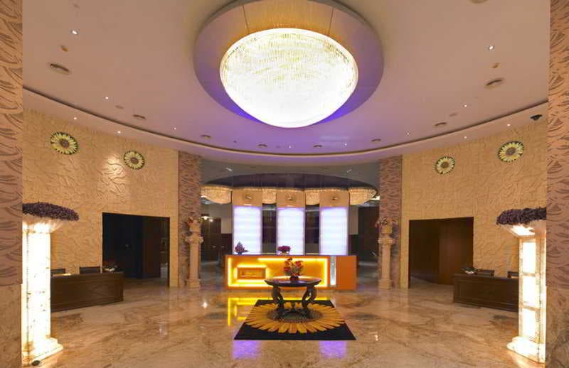 Royal Orchid Central Kireeti, Hampi, Lobby