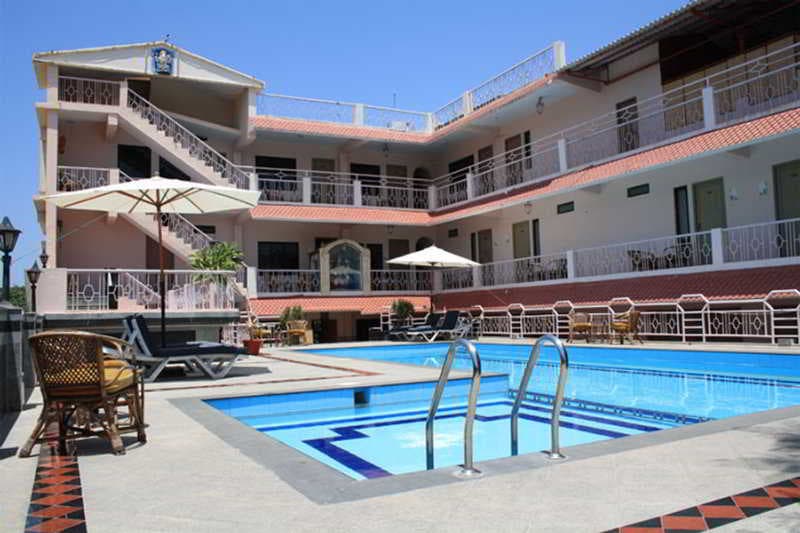 Mamallaa Heritage, Pool