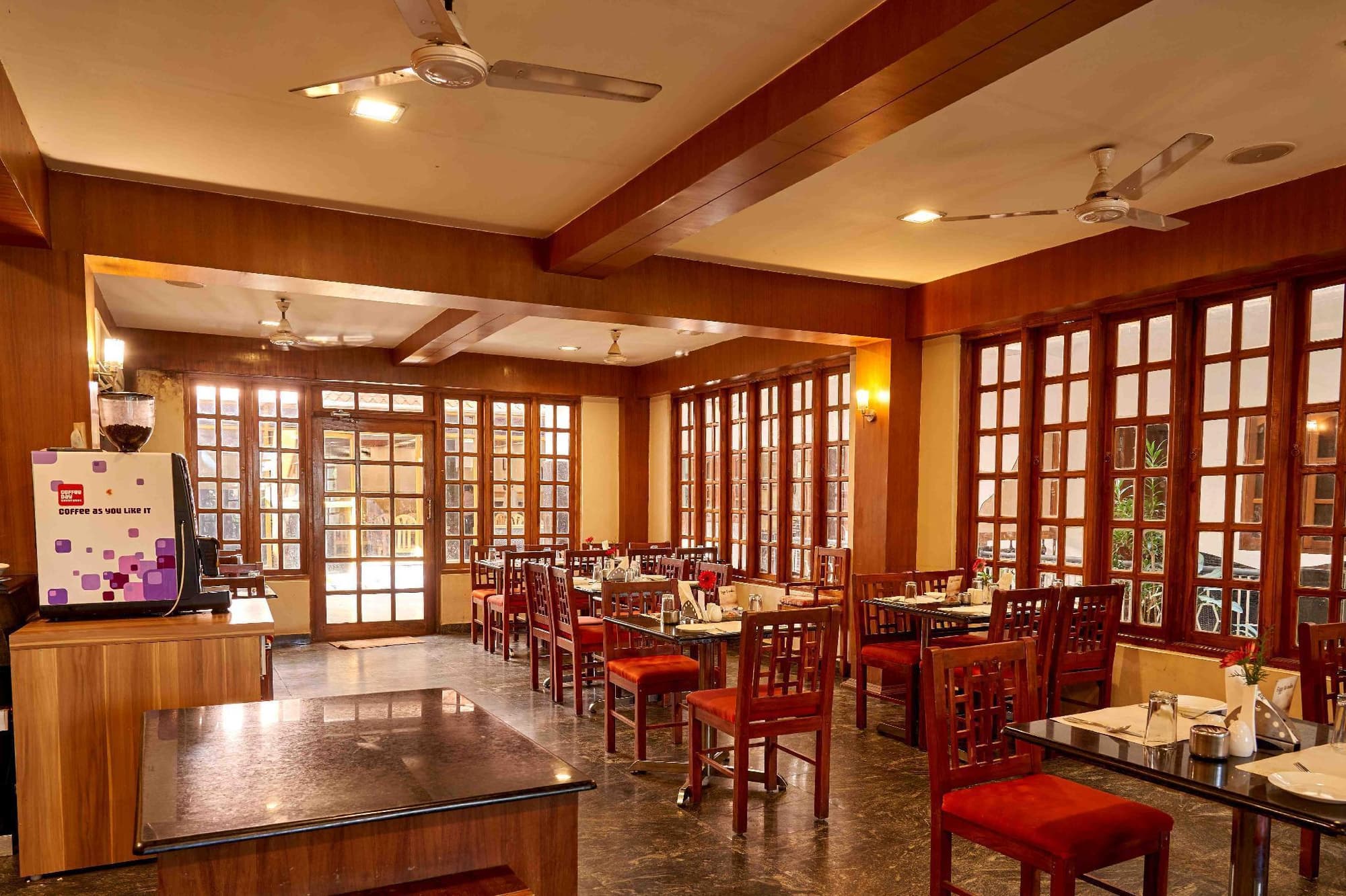 Mamallaa Heritage, Restaurant